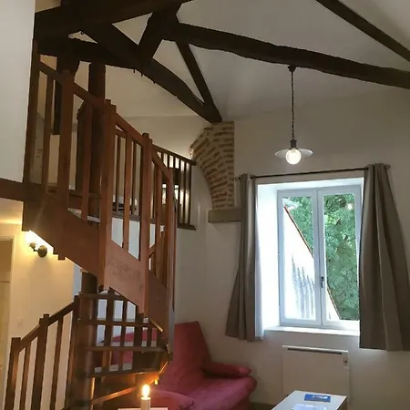 Le Loft Du Chateau Du Roi شقة *