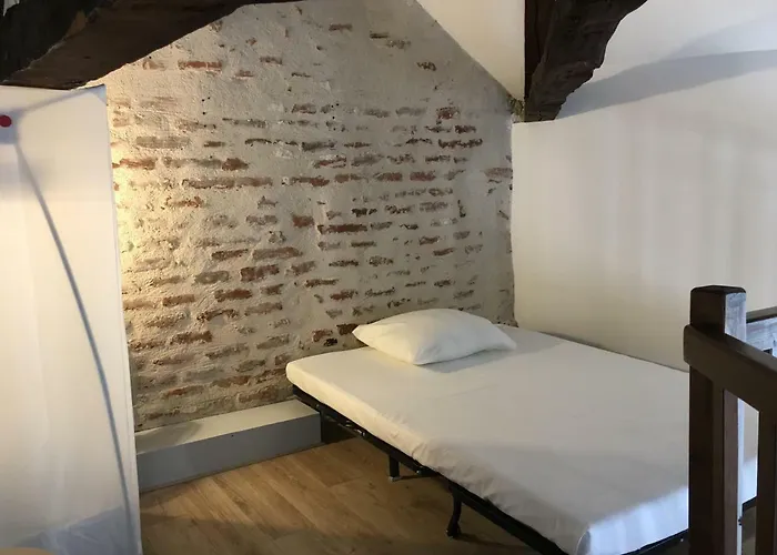 Le Loft Du Chateau Du Roi * Καόρ